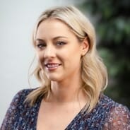 Headshot for Jessica, a customer service and purchasing representative at PRI Graphics & Signs in Phoenix AZ