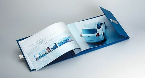 Custom luxury booklet presentation for a car.